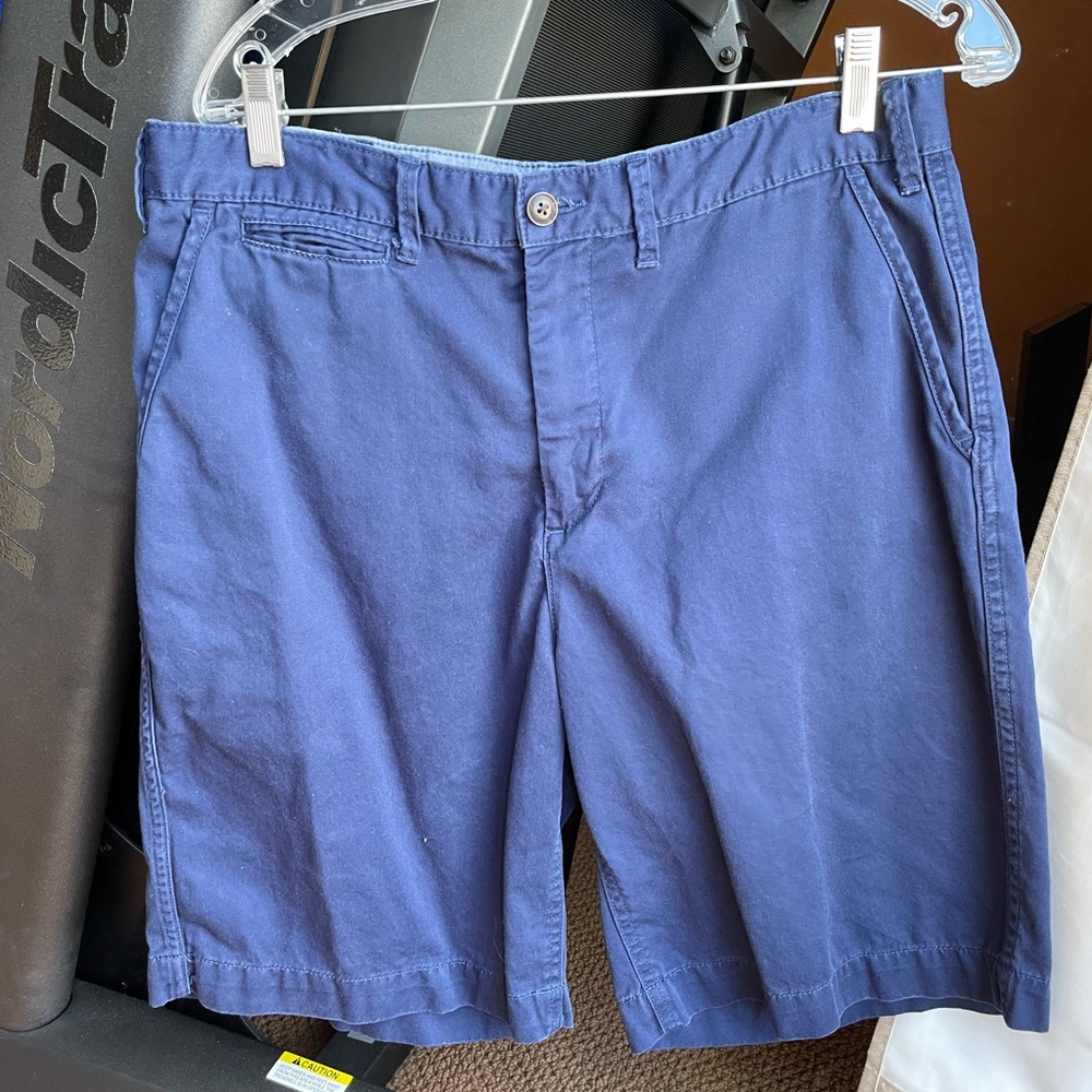 Navy blue Ralph Lauren cargo shorts size 33.